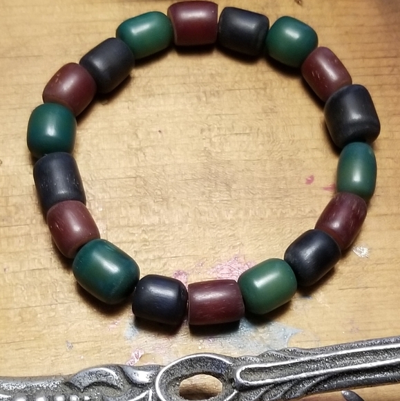 Wooden Bead Bracelet - Picture 2 of 2